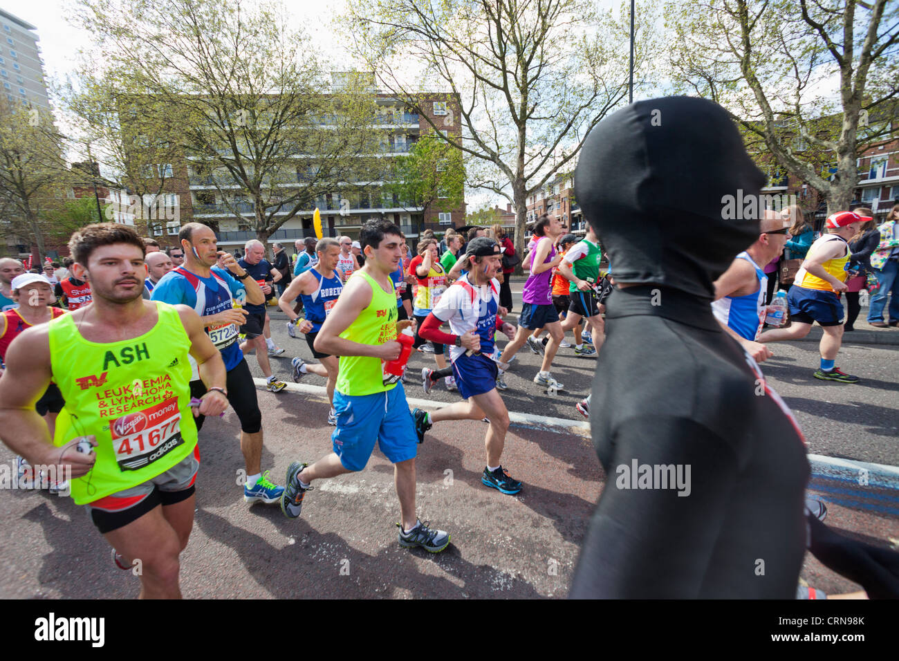 Angleterre, London, Londres, marathon coureurs Fun Banque D'Images