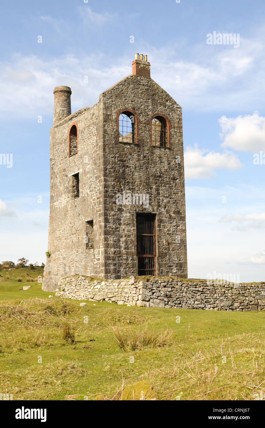 Le moteur maison de l'Afrique du Phoenix tin mine et le Centre du patrimoine larbins Bodmin Moor Cornwall England UK GO Banque D'Images