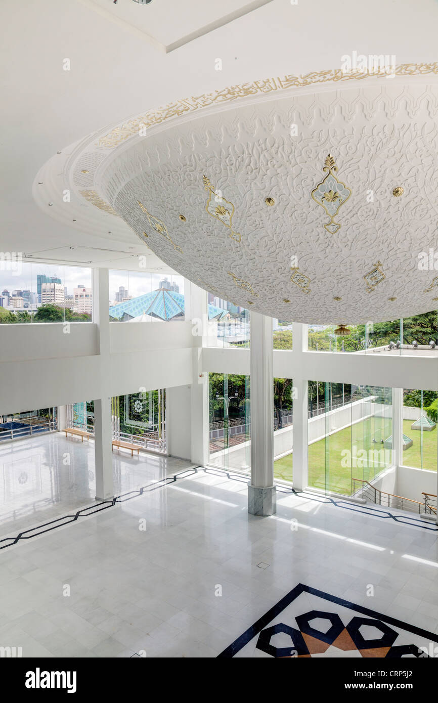 Plafond dôme du Musée des Arts Islamiques à Kuala Lumpur, Malaisie Banque D'Images