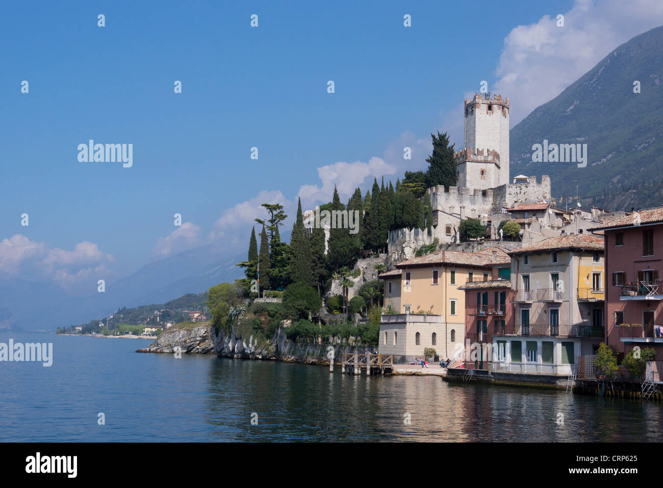 Malcesine avec Castello Scaligero, Château Scaliger, Le Lac de Garde, la région Veneto, province de Vérone, Italie, Europe Banque D'Images