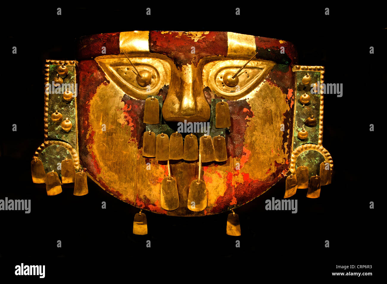 Ancient Golden Inca Mask funéraire Lambayeque (Sicán) du Xe au 12ème siècle Pérou La culture péruvienne Banque D'Images