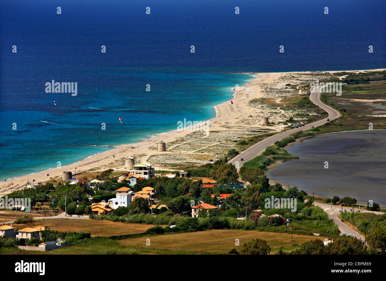 Les plages d'Aghios Ioannis & Myloi et la lagune de Gyras, Leucade (ou 'l'île de Lefkas'), Mer Ionienne, Grèce Banque D'Images