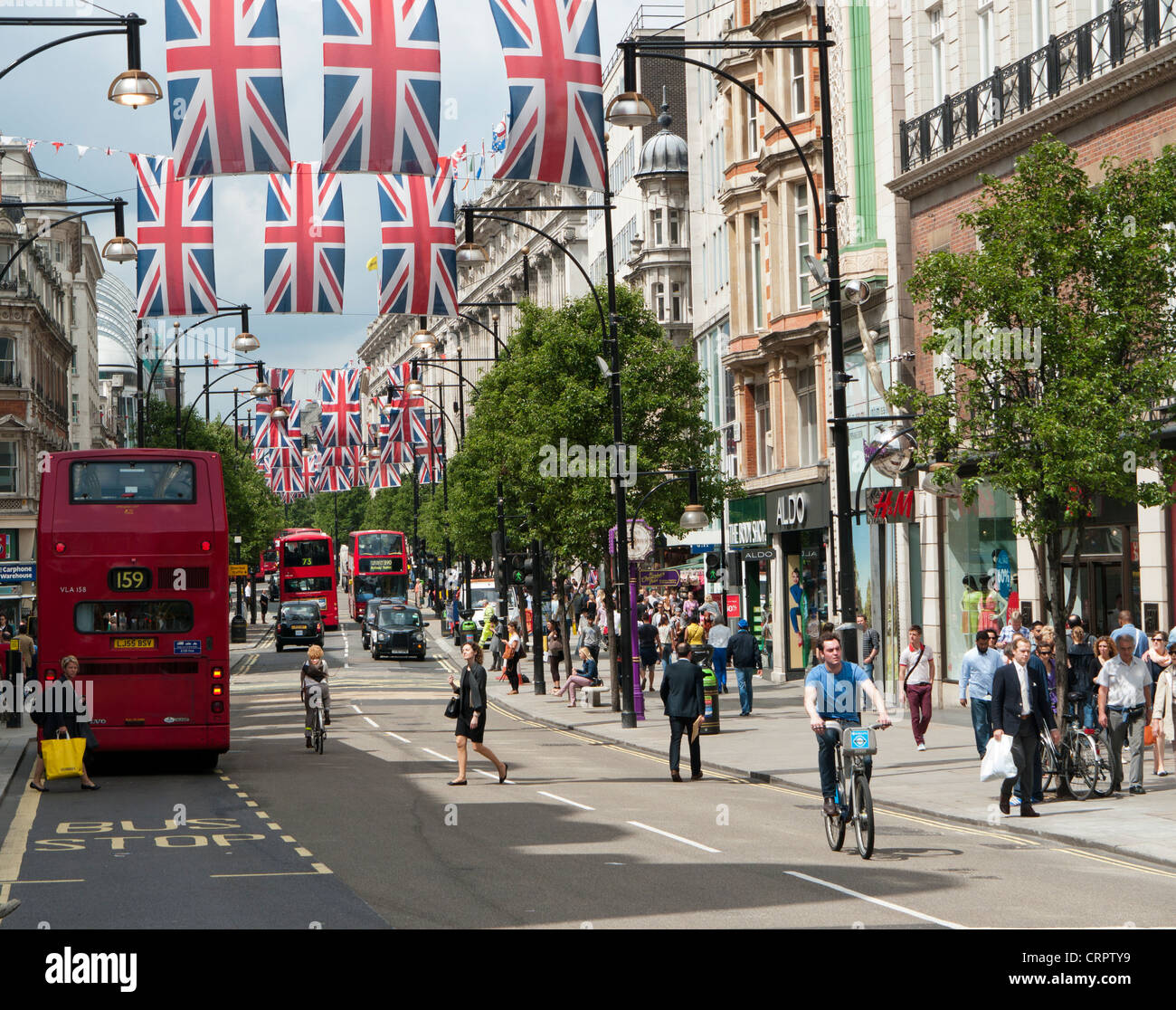 Les gens d'Oxford Street de Londres en Grande-Bretagne Banque D'Images