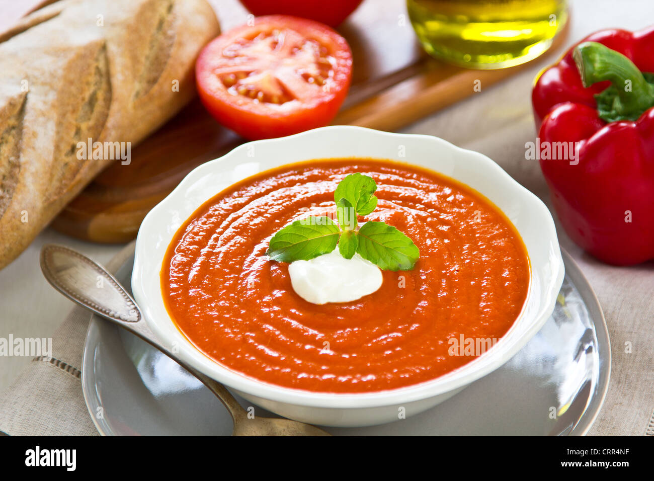 Soupe de tomates et le poivre Banque D'Images