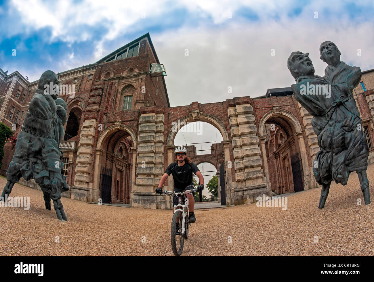 Europe Italie Piémont Province de Turin Rivoili le château à vélo Banque D'Images