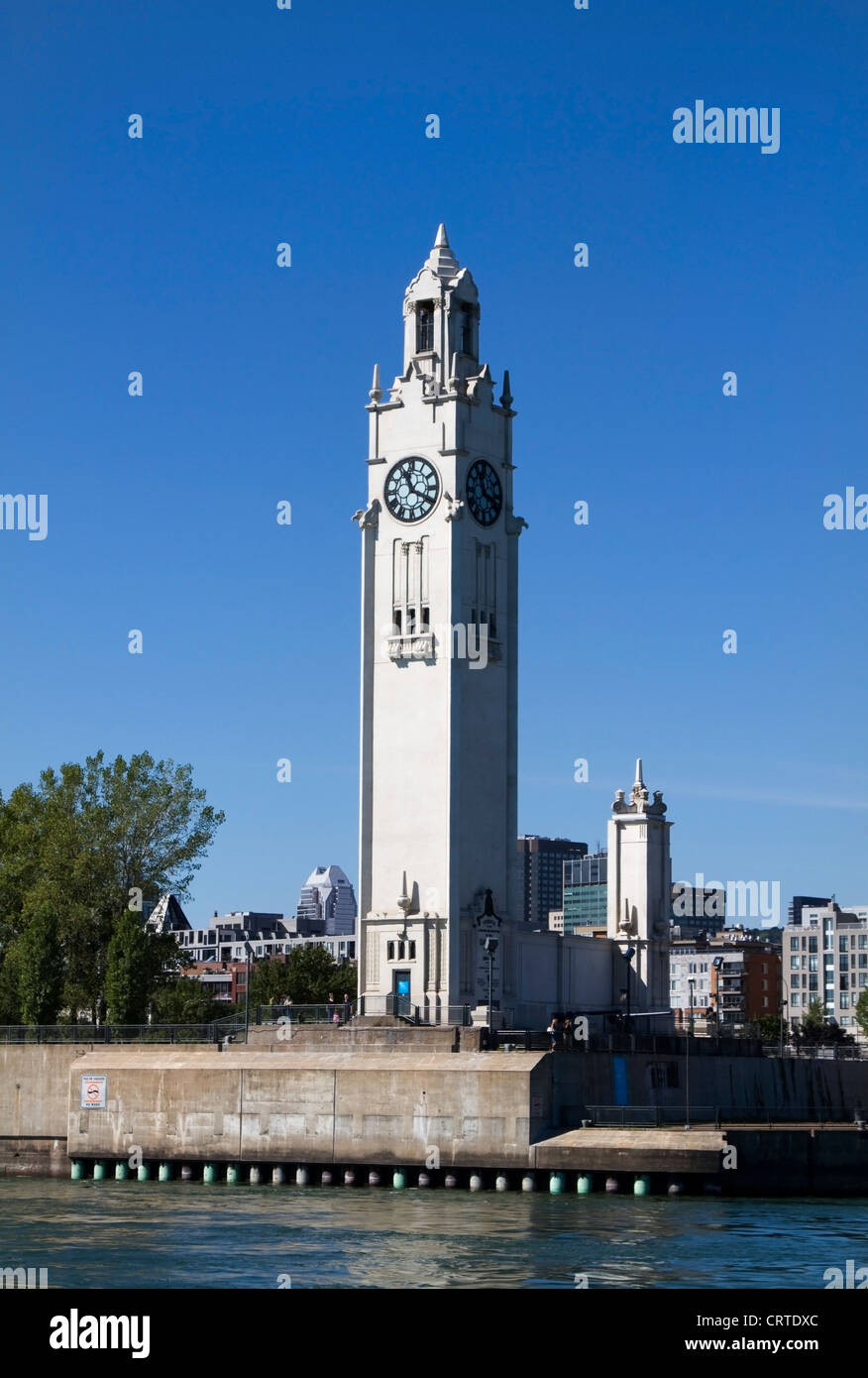 Tour de l'horloge de montréal Banque de photographies et d'images à haute  résolution - Alamy