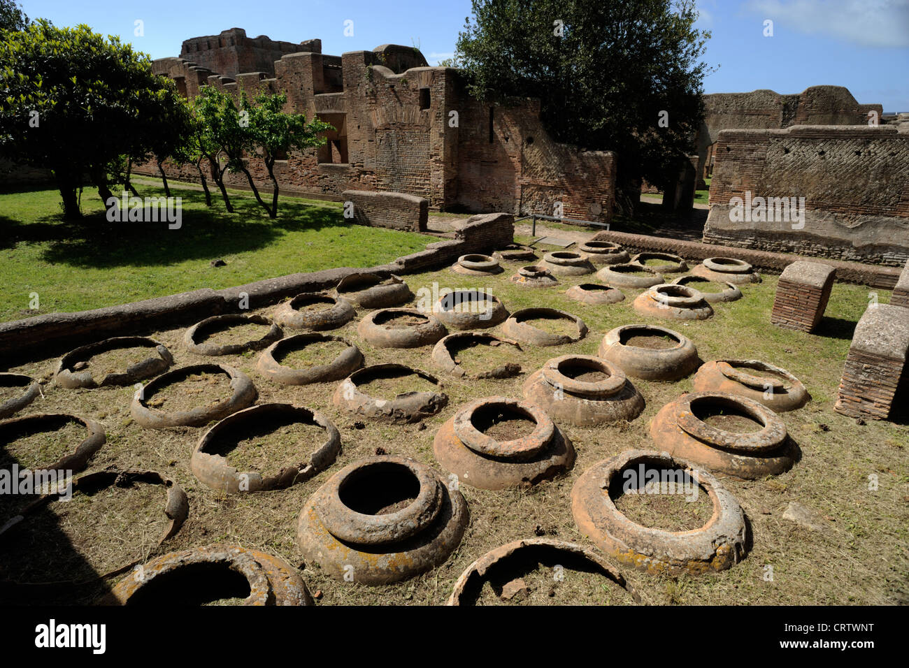Italie, Rome, Ostie Antica, Maison des Dolii (amphores) Banque D'Images
