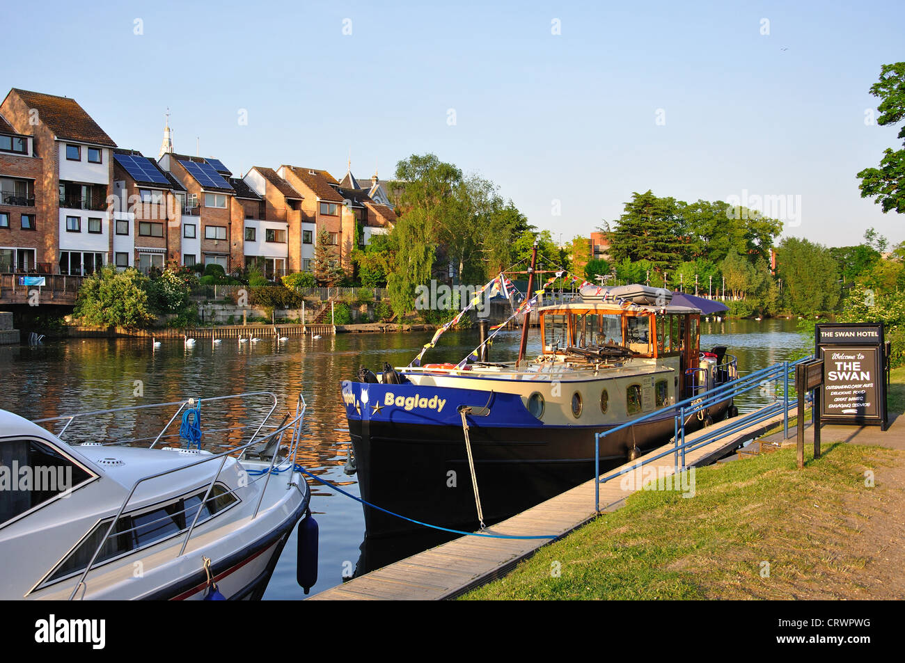 Péniche hollandaise 'Baglady' sur la Tamise, Hythe, Egham, Surrey, Angleterre, Royaume-Uni Banque D'Images