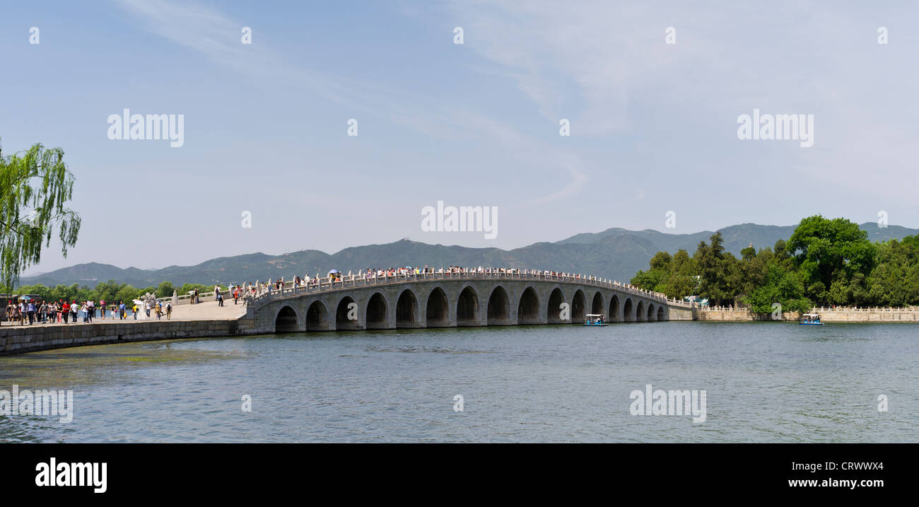 Le Seventeen-Arch Pont. Le Lac de Kunming. Le Palais d'été. Beijing. Chine Banque D'Images
