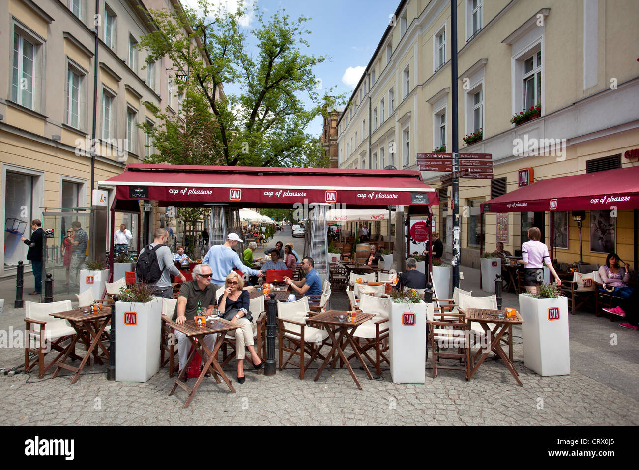 La rue Krakowskie Przedmiescie à Varsovie, Pologne. Banque D'Images