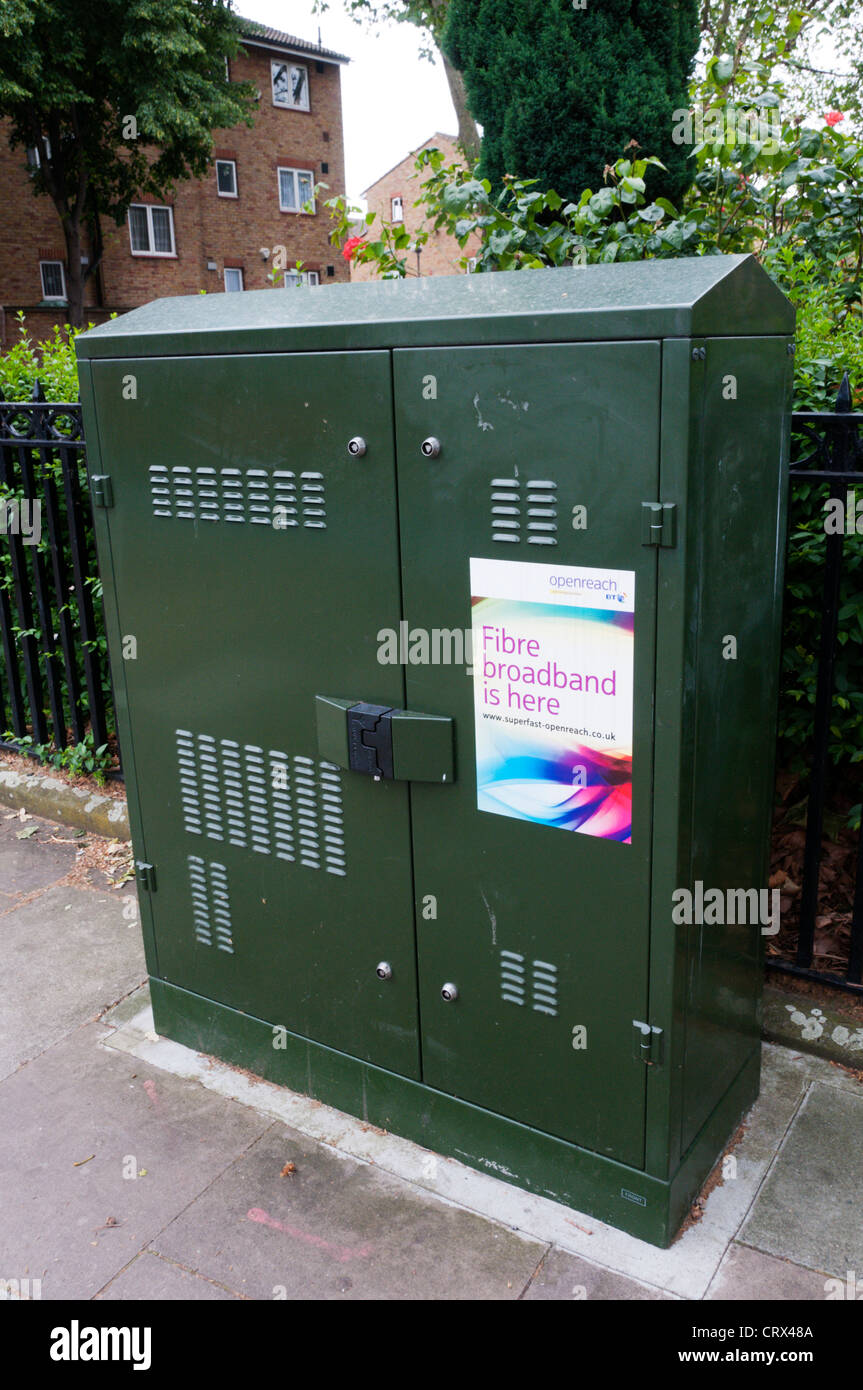 Un BT Openreach haut débit fibre cabinet de rue. Banque D'Images