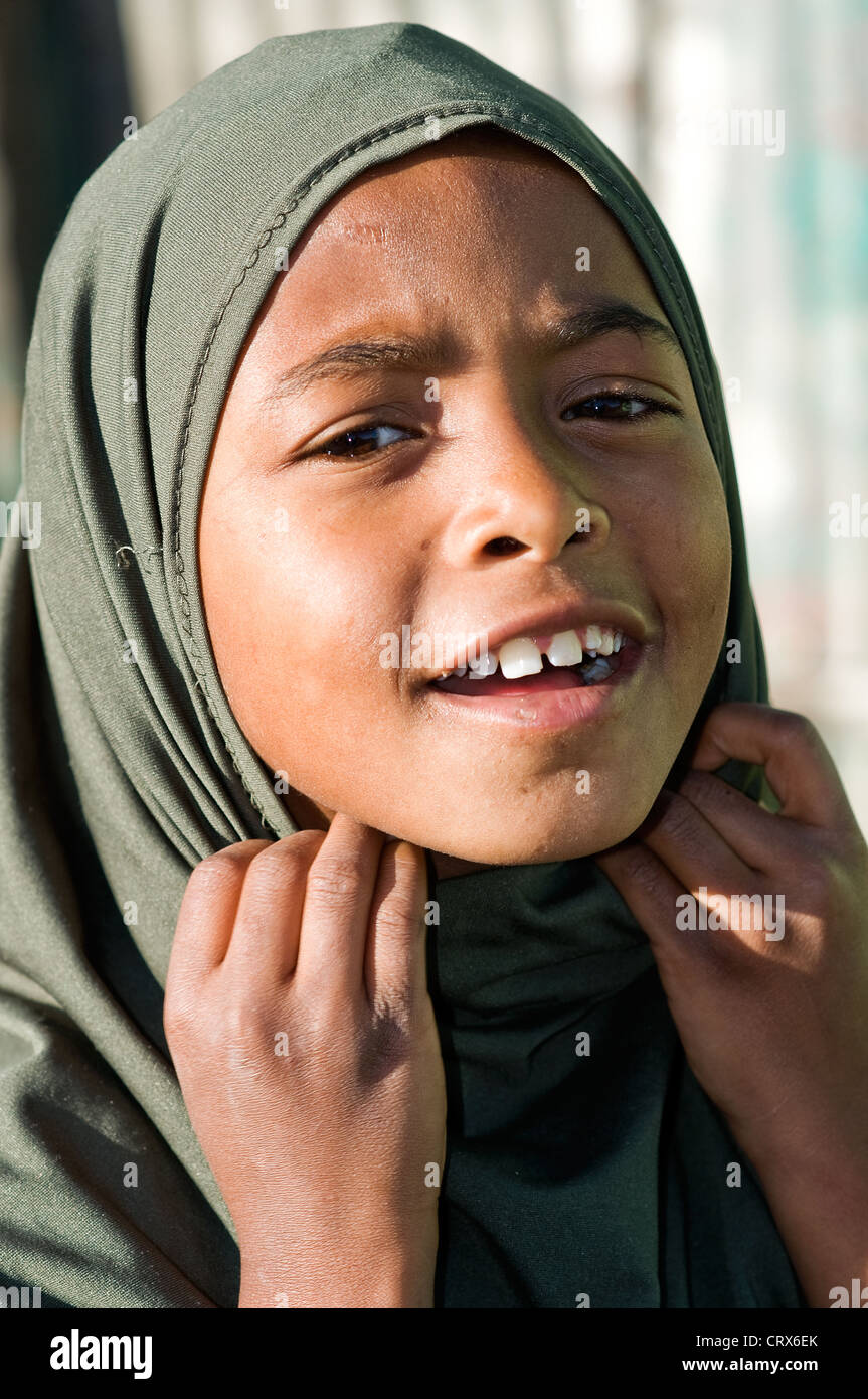 Girl in Piazza salon Addis Ababa Ethiopie Banque D'Images