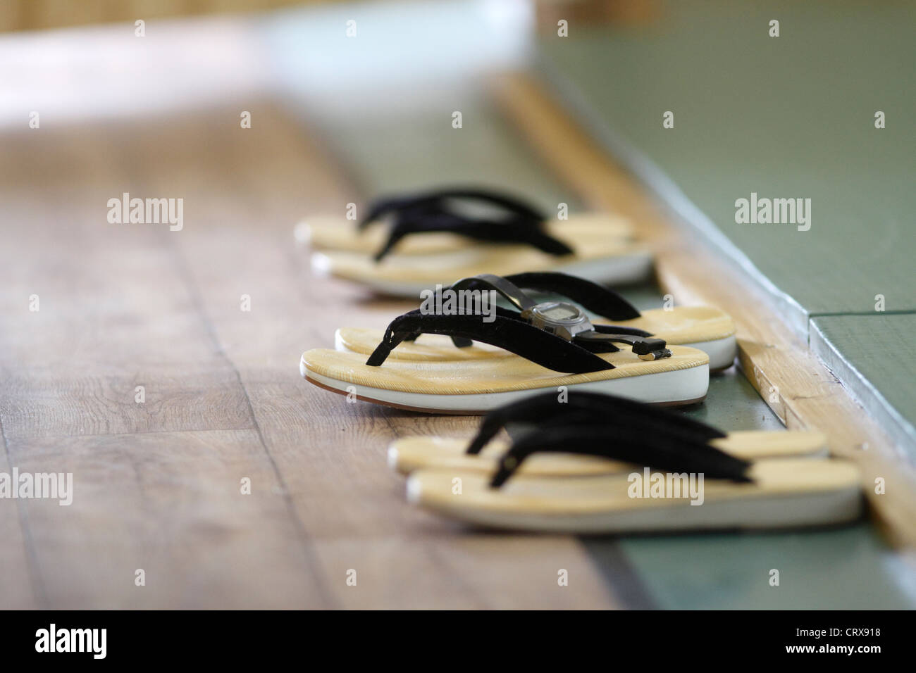 Japanese thong sandals Banque de photographies et d'images à haute  résolution - Alamy