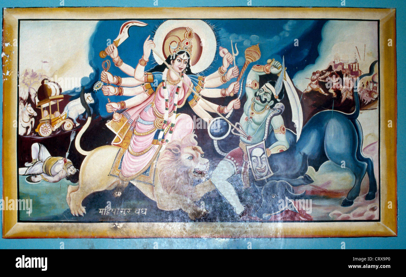 Amritsar punjab Inde Chandraghanta Durga terrassant le démon Makesasura troisième aspect de Durga Banque D'Images