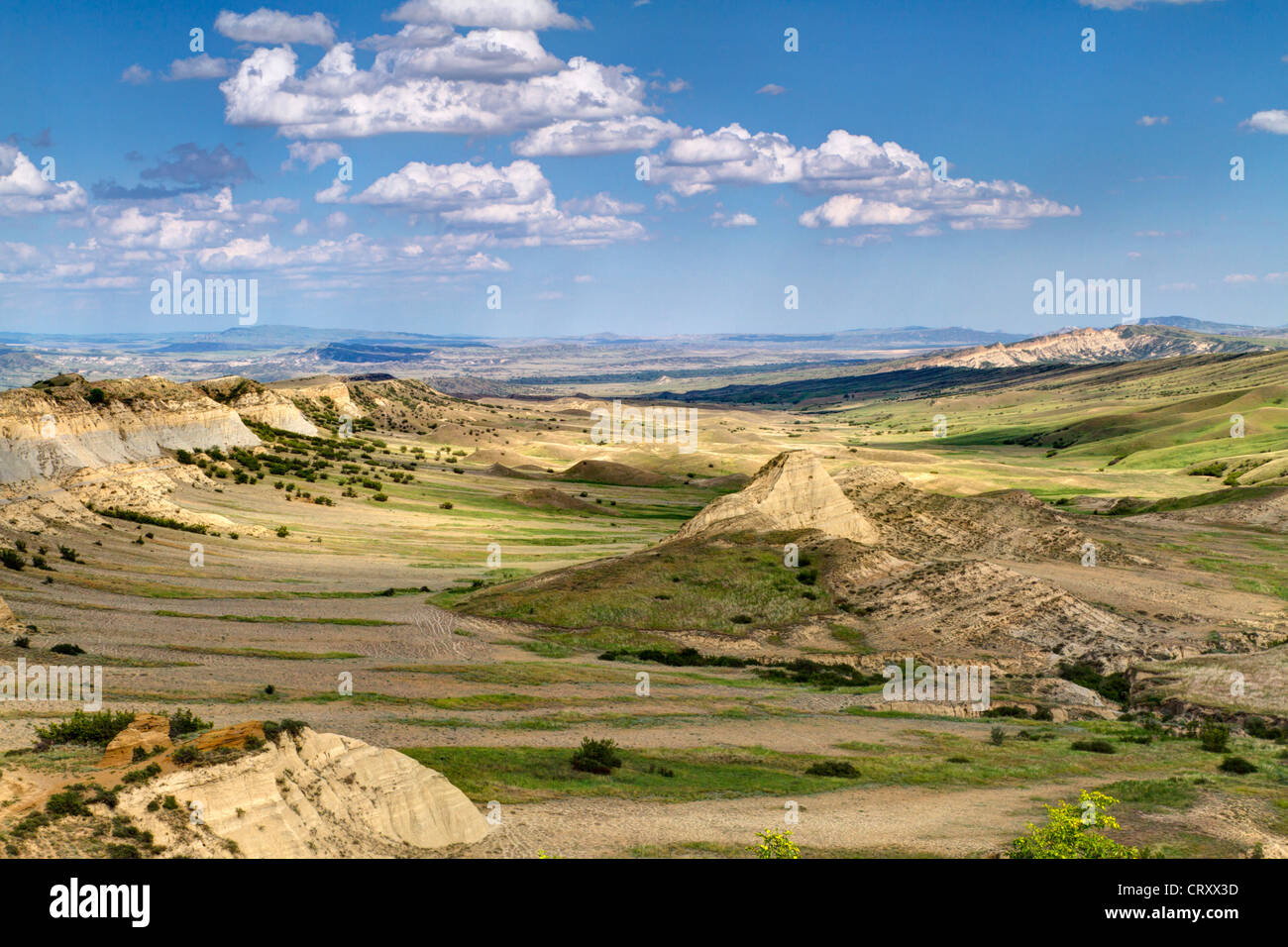 Steppes montagneuses dans les montagnes du Caucase oriental (République de Géorgie, frontière avec l'Azerbaïdjan). Banque D'Images