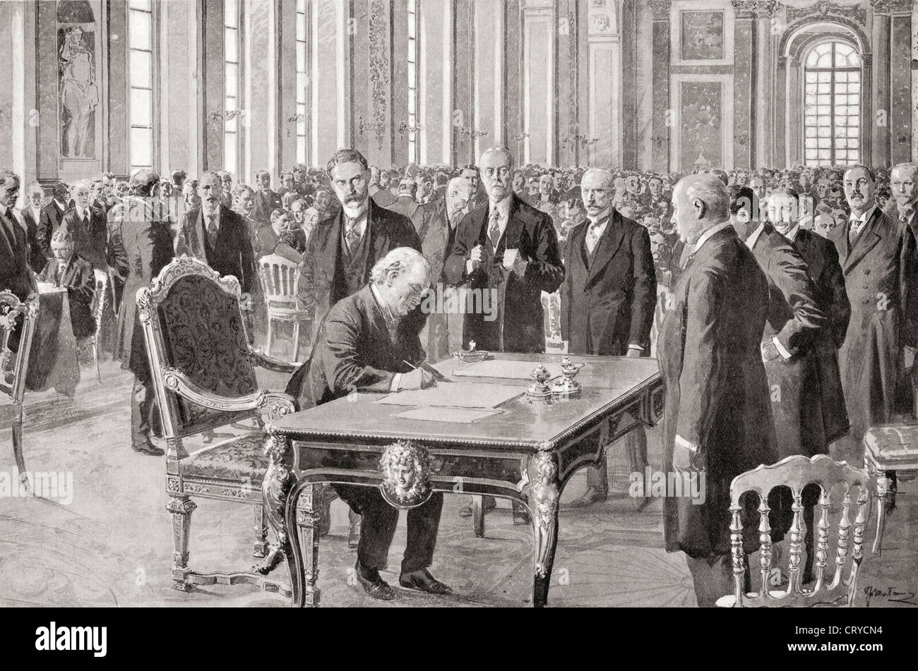 M. Lloyd George signe le Traité de paix avec l'Allemagne, le 28 juin 1919, dans la galerie des Glaces, Château de Versailles, France. Banque D'Images