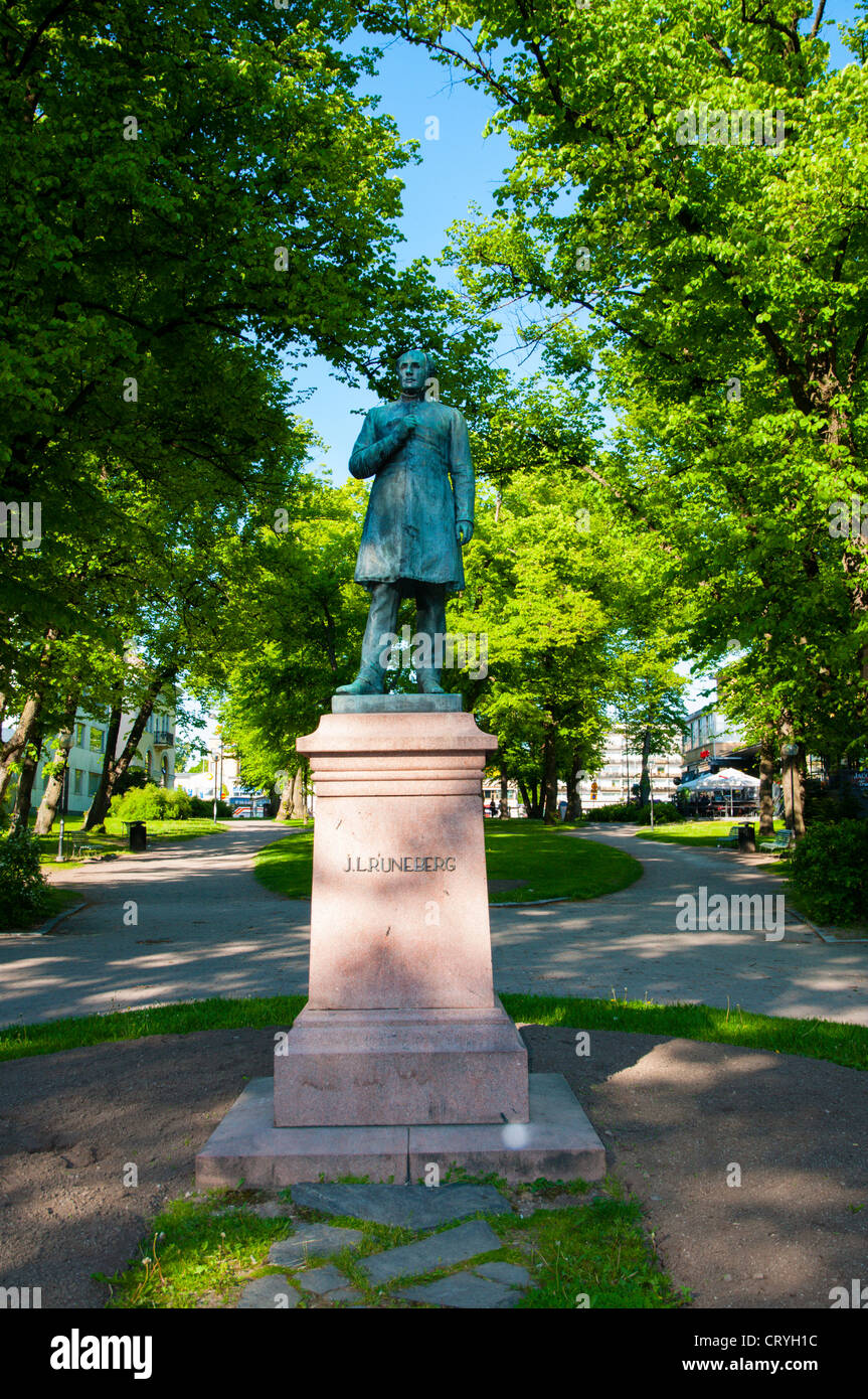 Statue du poète national JL Runeberg dans sa ville natale d'Uusimaa Porvoo Finlande province du nord de l'Europe Banque D'Images