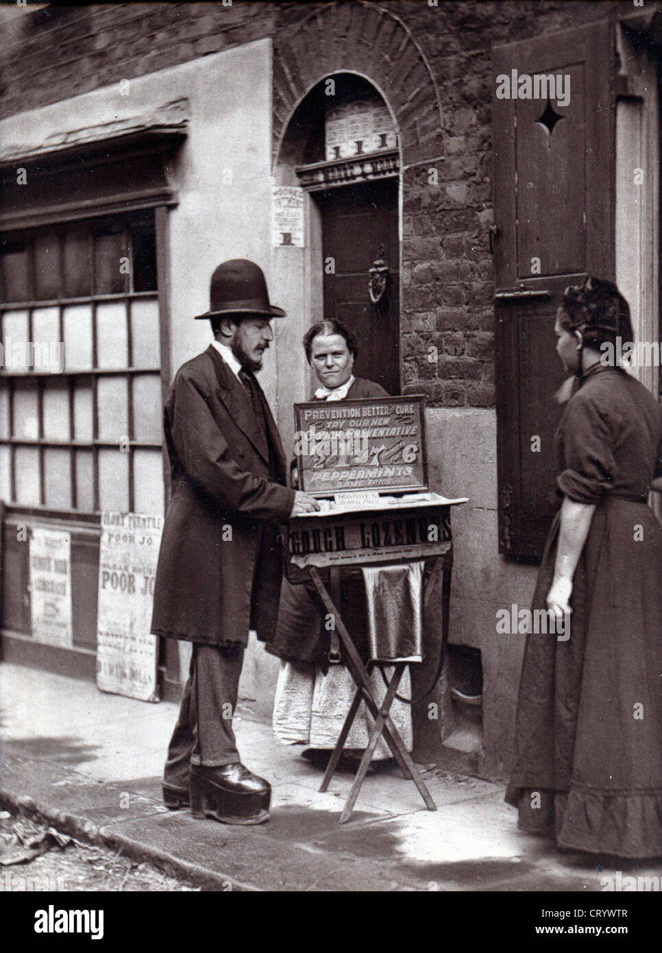 Médecin de rue, Londres, par John Thomson, 1877 Banque D'Images
