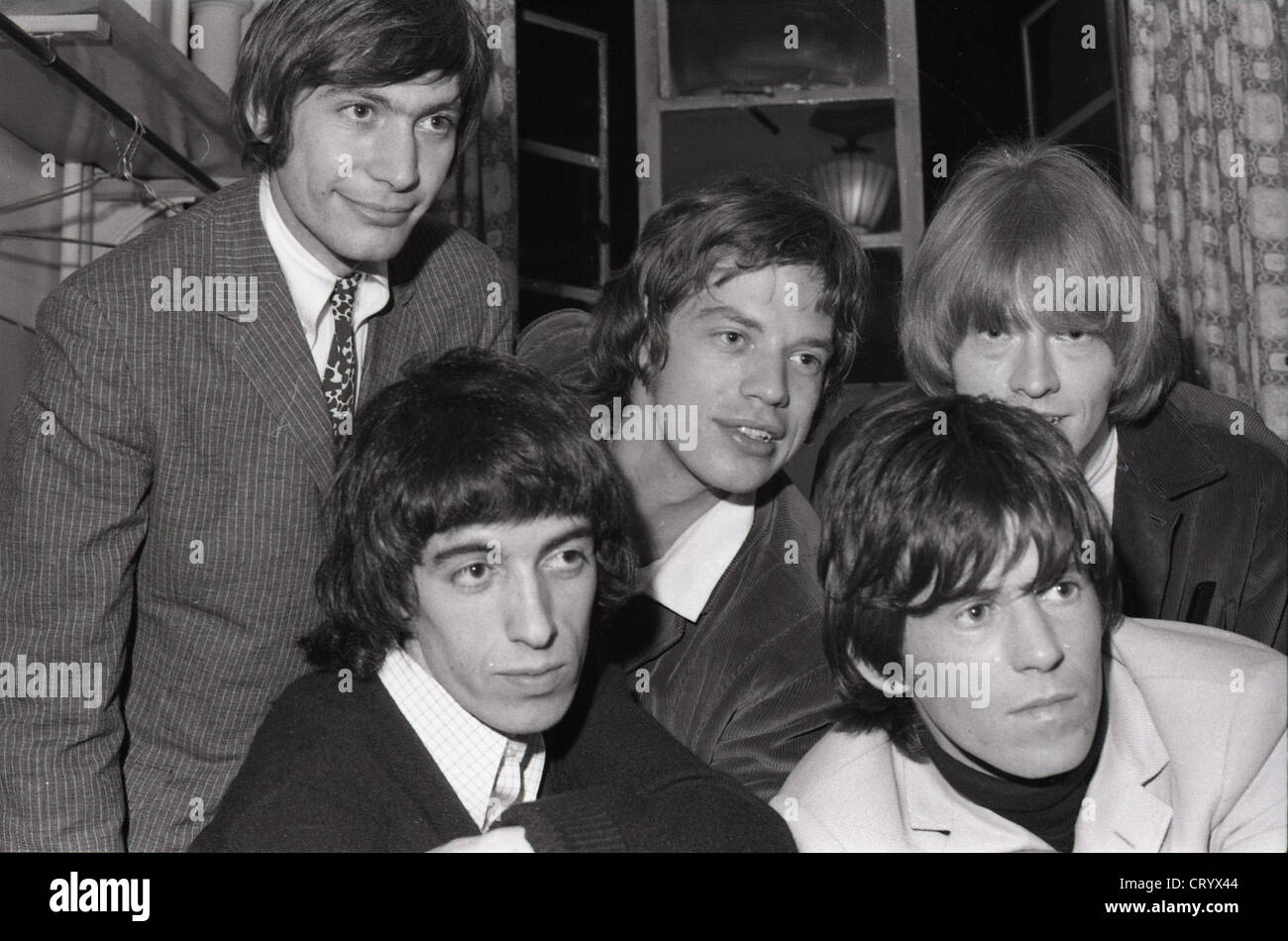 006911 - Les Rolling Stones à backstage Ready Steady Go ! En 1964 Banque D'Images
