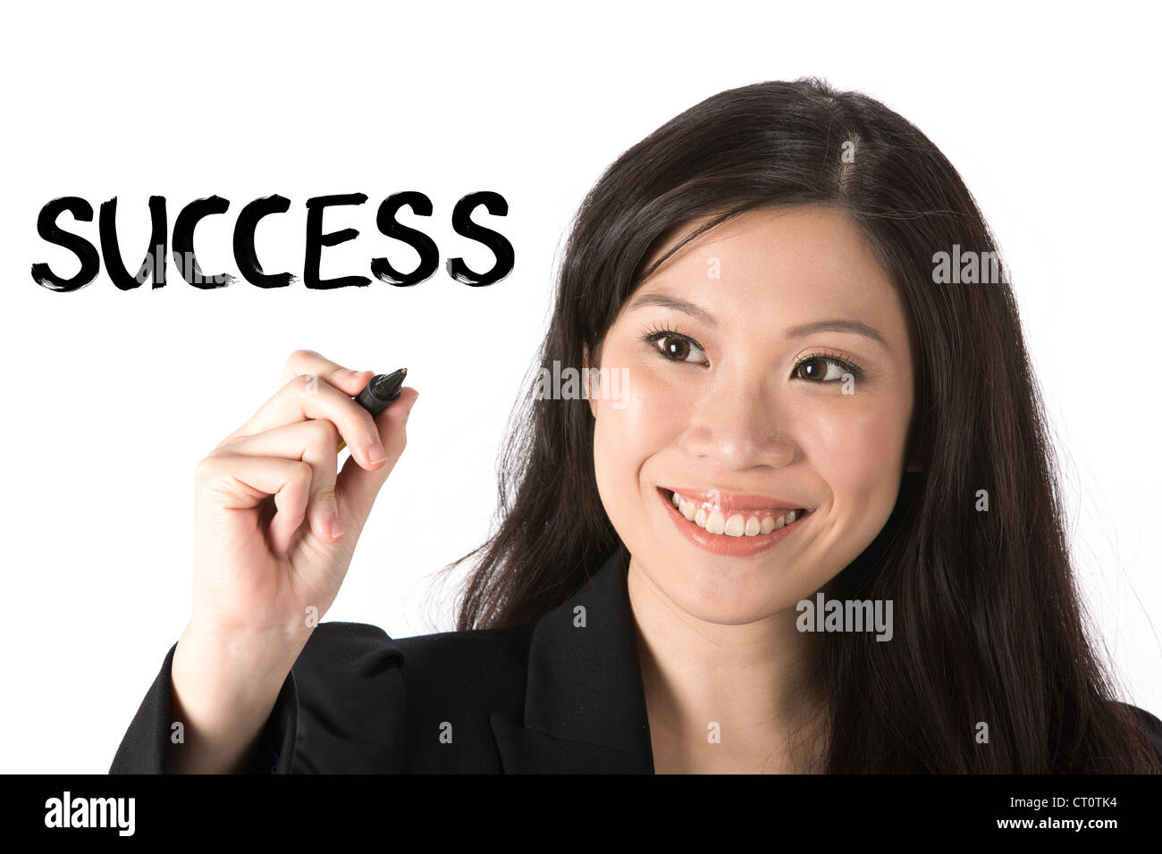 Asian business woman avec stylo par écrit. Le succès dans les affaires. Isolé sur fond blanc Banque D'Images Asian business woman avec stylo par écrit. Le succès dans les affaires. Isolé sur fond blanc Banque D'Images