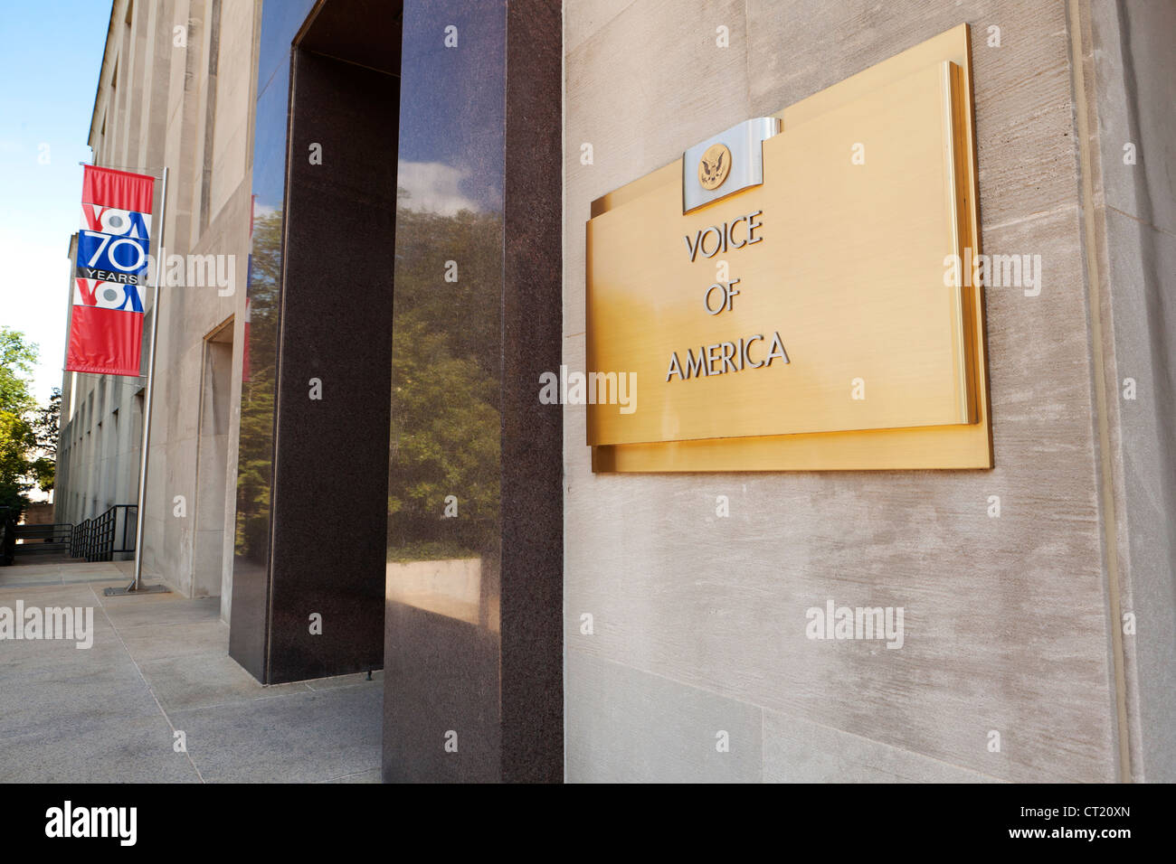 L'entrée du bâtiment de la voix de l'Amérique Banque D'Images