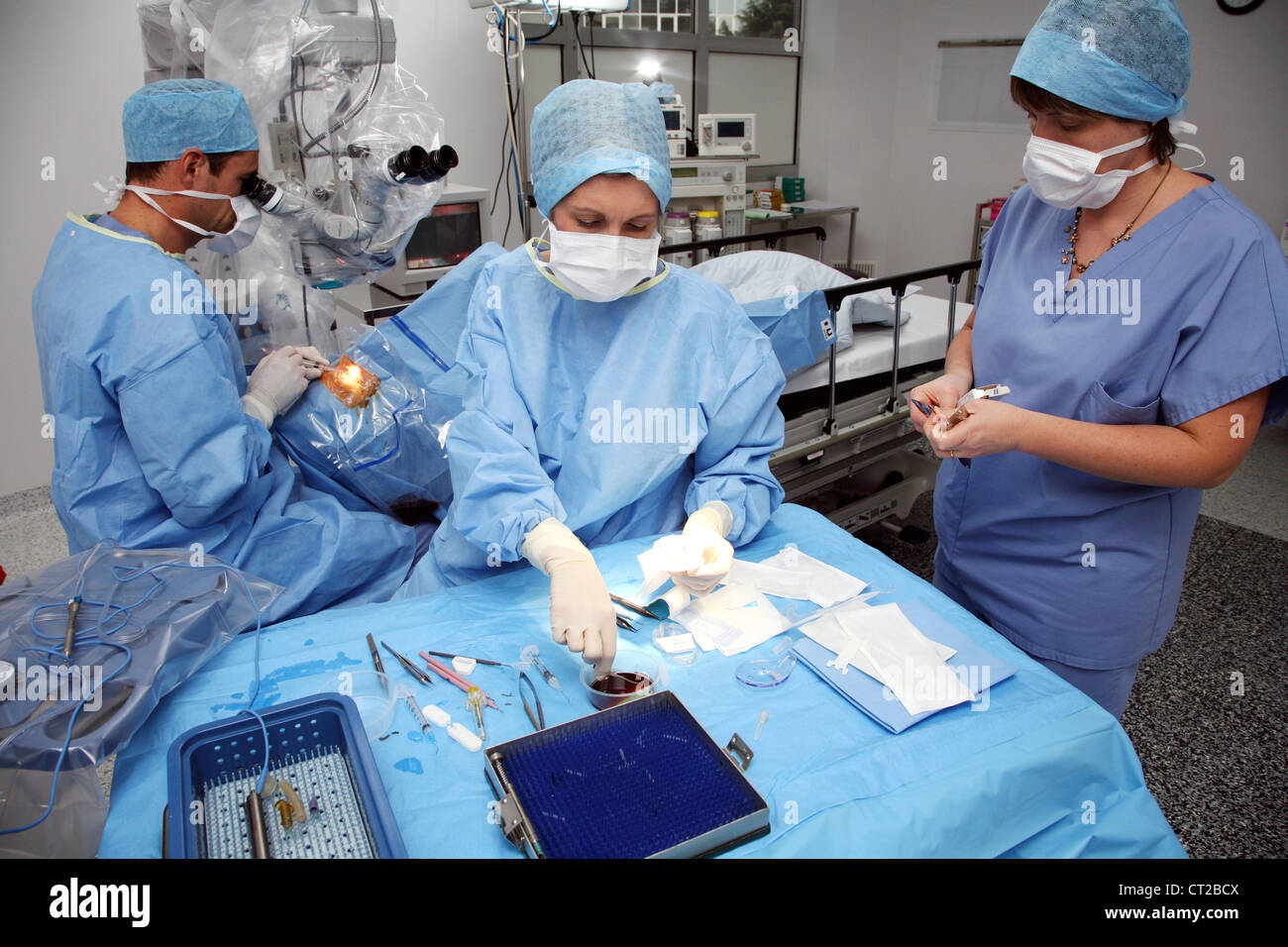 Cataracte, chirurgie Banque D'Images