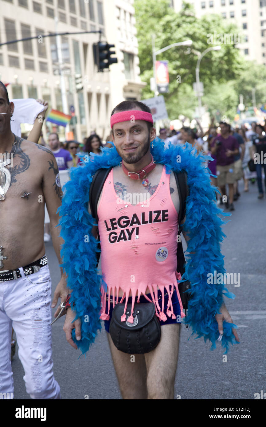 2012 Gay Pride Parade sur la 5e Avenue à New York. Banque D'Images