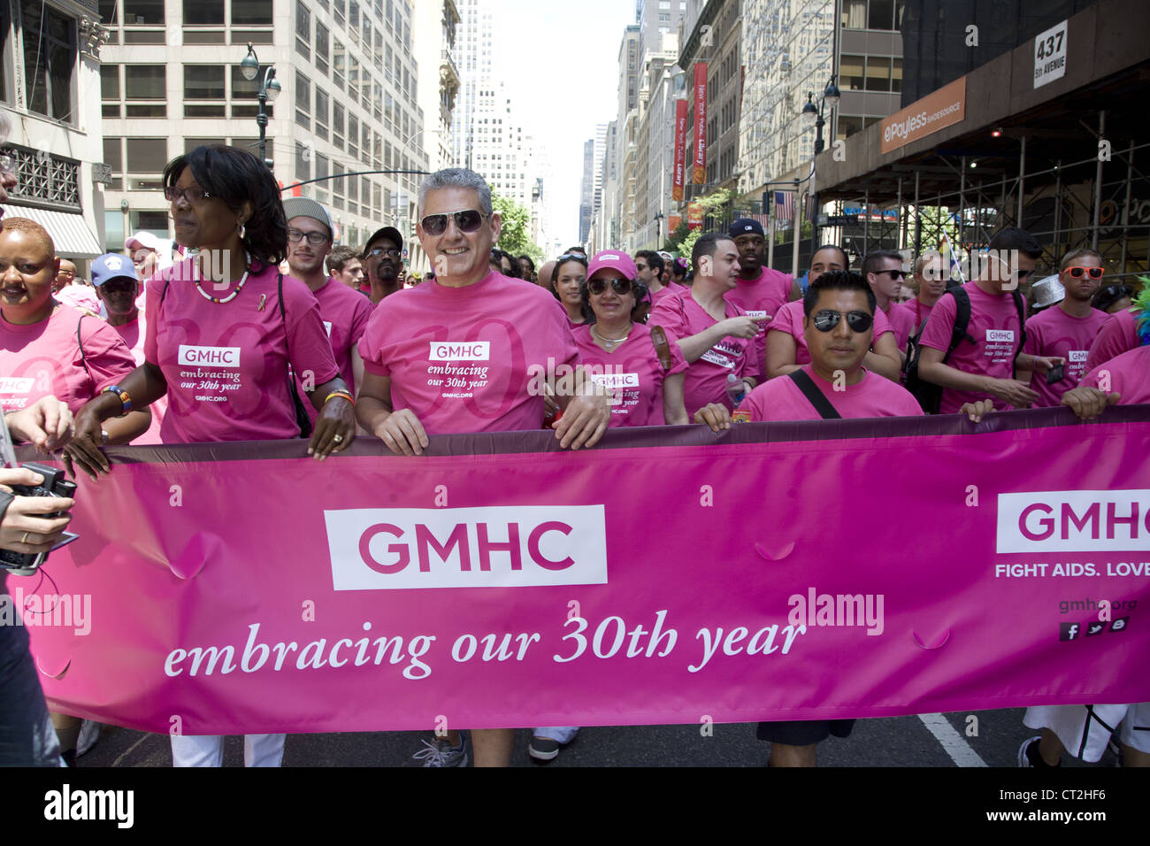 2012 Gay Pride Parade sur la 5e Avenue à New York. Banque D'Images