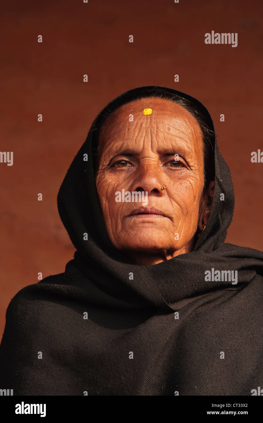 Portrait of senior woman, Gandaki, Népal Banque D'Images