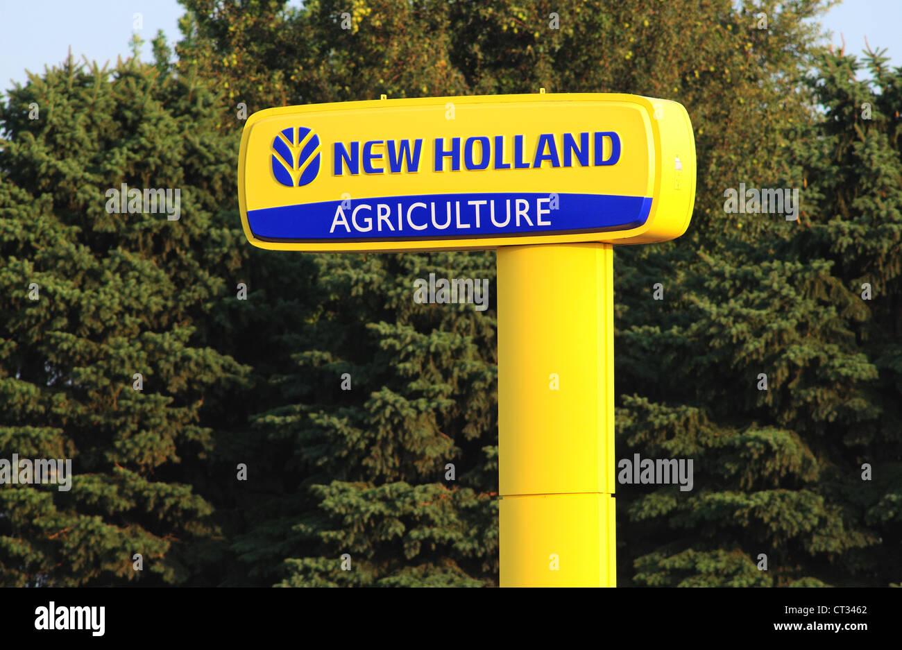 Un nouveau concessionnaire de machines agricoles agricoles New Holland Banque D'Images