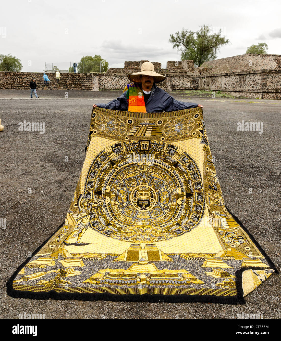 Vendeur d'artisanat à Teotihuacan Pyramids (UNESCO World Heritage Site) Mexico Mexique Amérique Centrale Banque D'Images