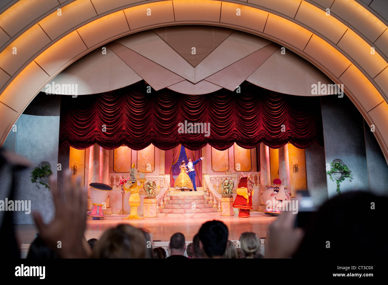 Beauté et bête de théâtre à Hollywood Studios, Parc à Thème Walt Disney World, Orlando, Floride, USA Banque D'Images