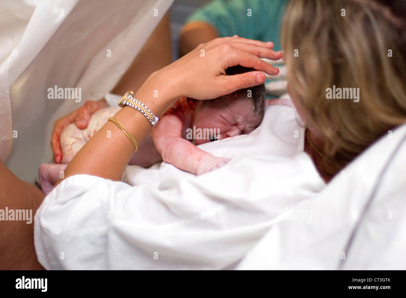 Mère et bébé nouveau-né Banque D'Images