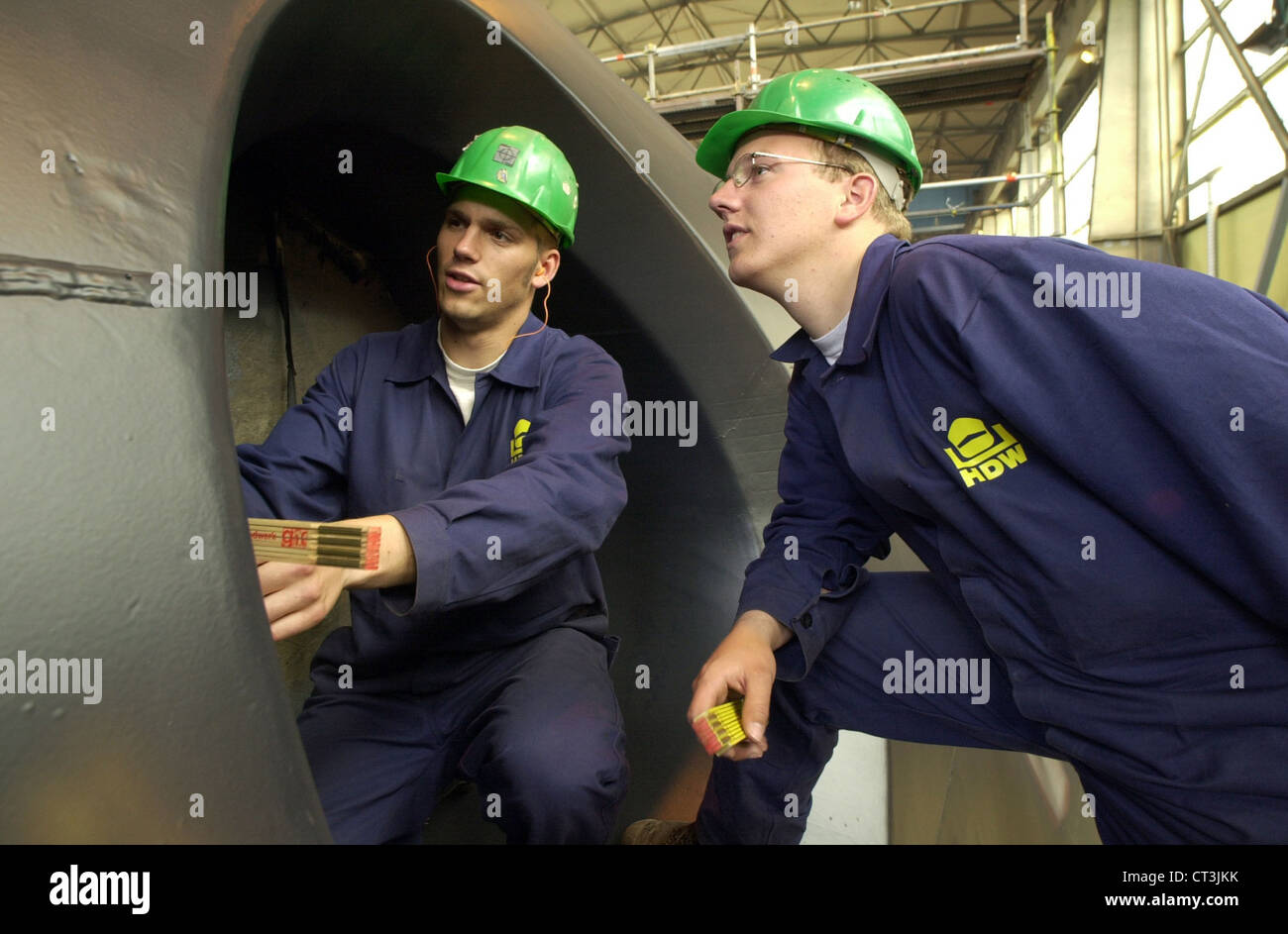 Kiel, stagiaires au chantier naval HDW Banque D'Images