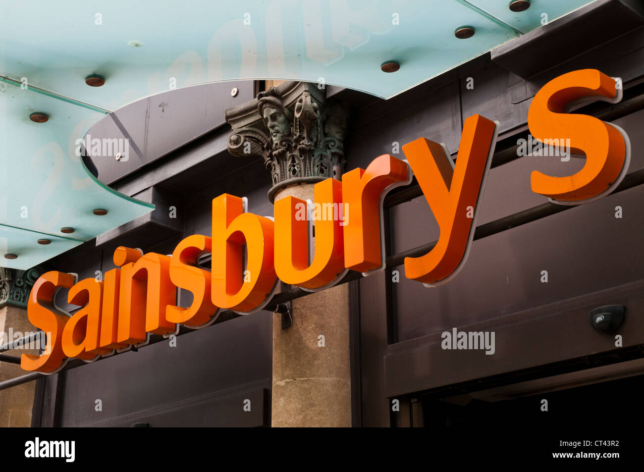 Sainsbury's shop sign, UK Banque D'Images