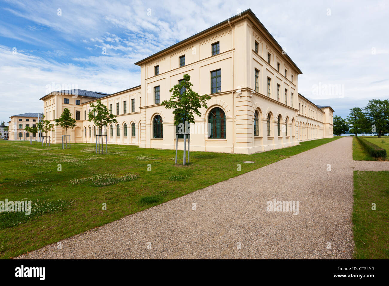 Le bâtiment rénové du xixe siècle Marstall à Schwerin, siège de la Ministère Social du Mecklenburg-Vorpommern Banque D'Images