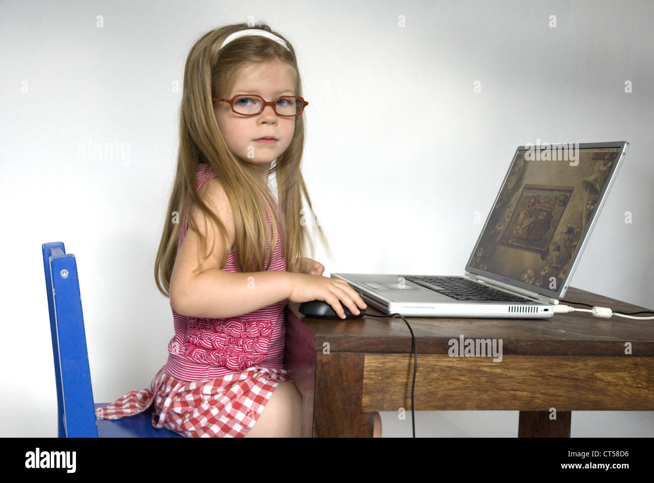 ENFANT, ORDINATEUR Banque D'Images