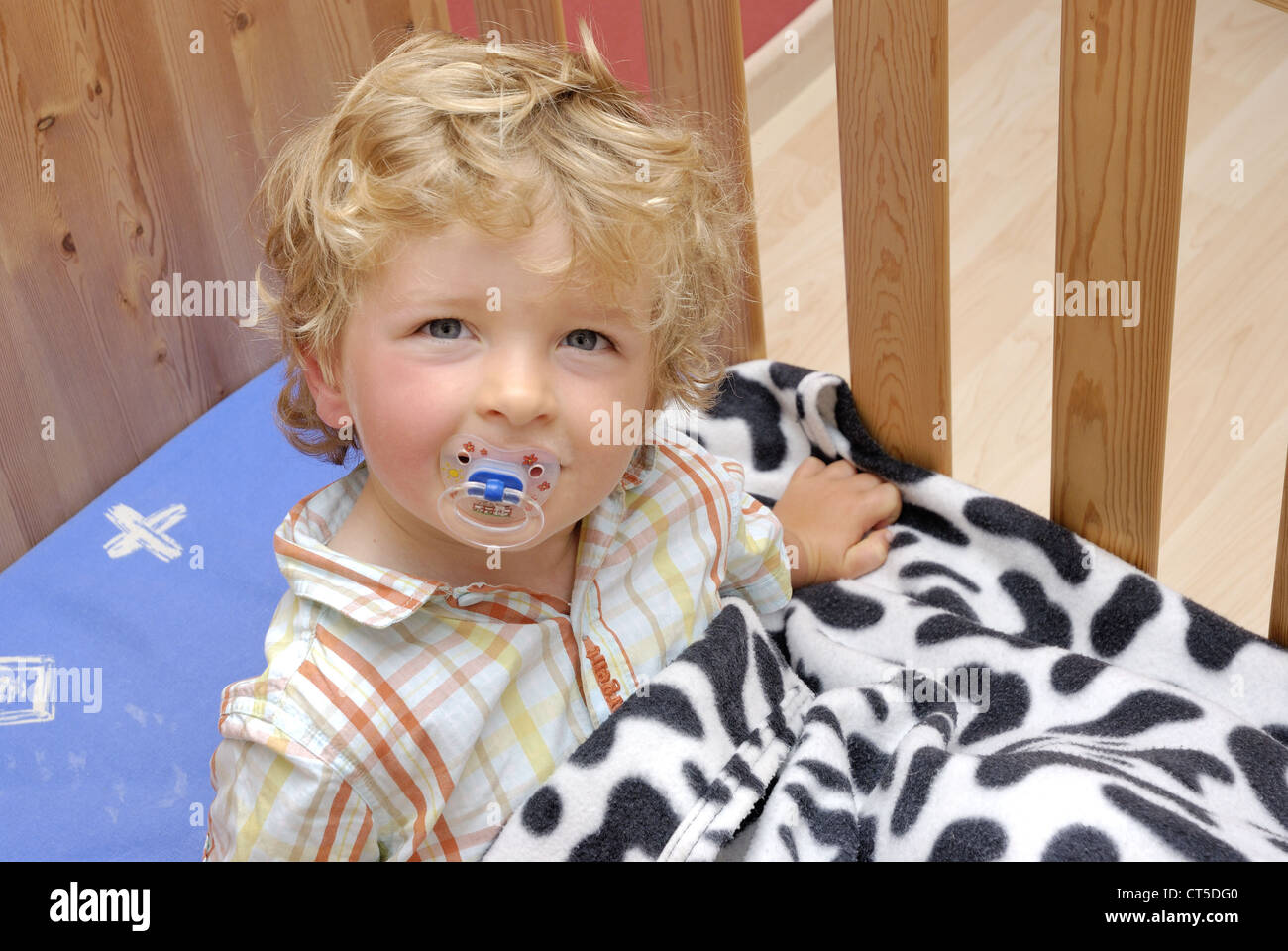 La succion de la sucette Banque D'Images