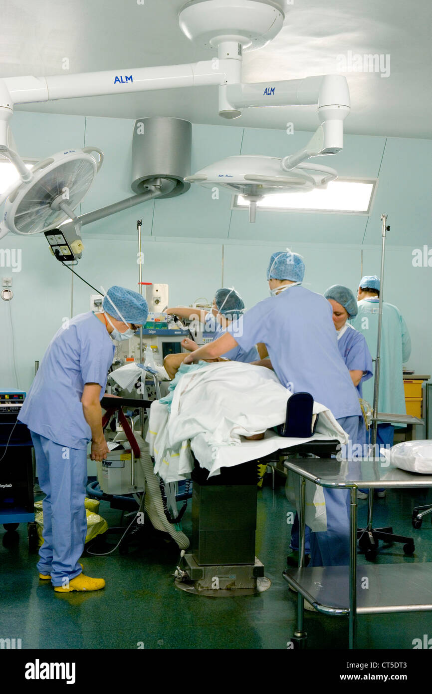 CHIRURGIE Banque D'Images