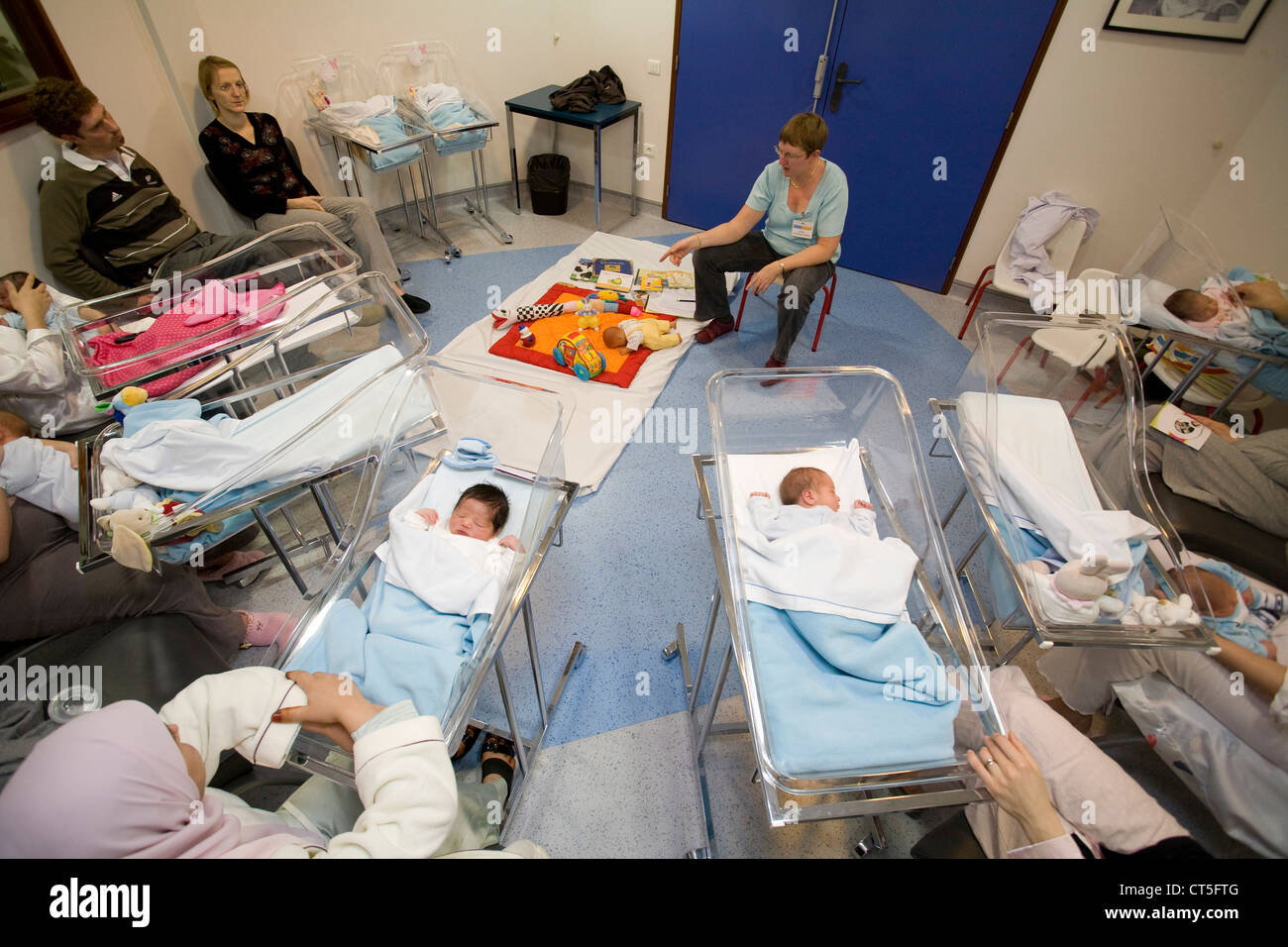 L'HÔPITAL DE MATERNITÉ Banque D'Images