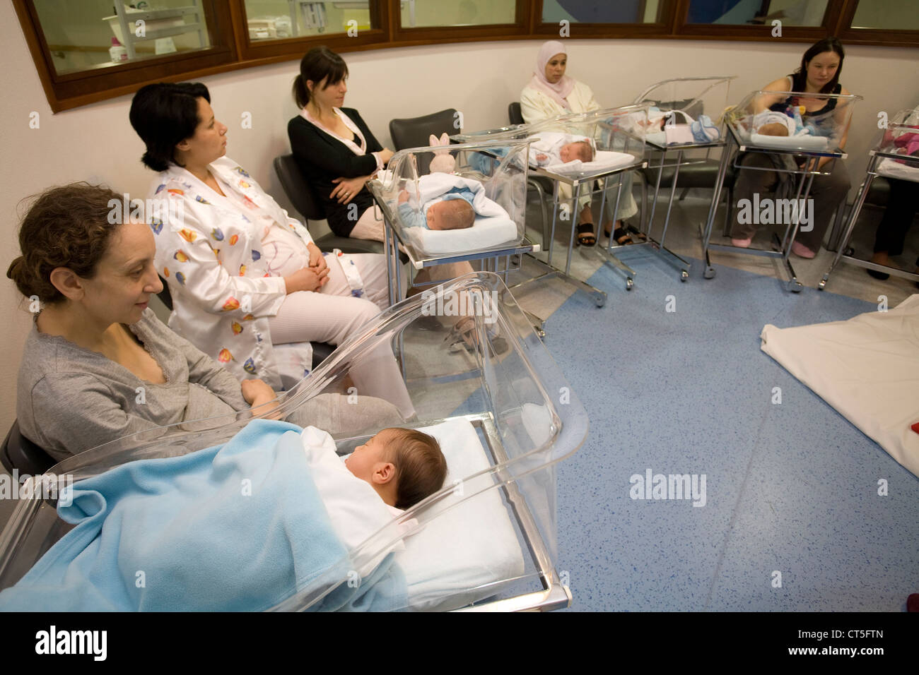 L'HÔPITAL DE MATERNITÉ Banque D'Images