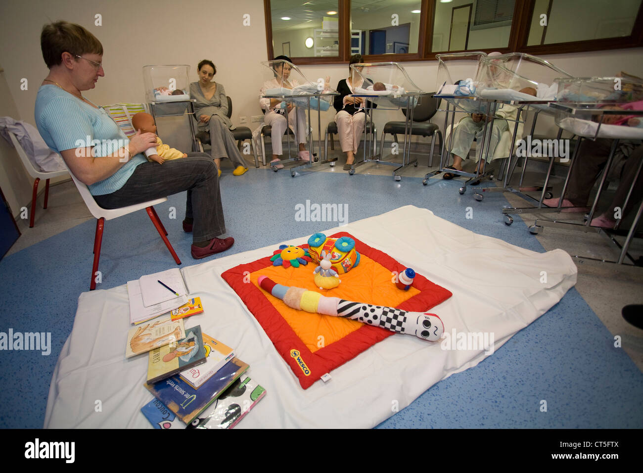 L'HÔPITAL DE MATERNITÉ Banque D'Images