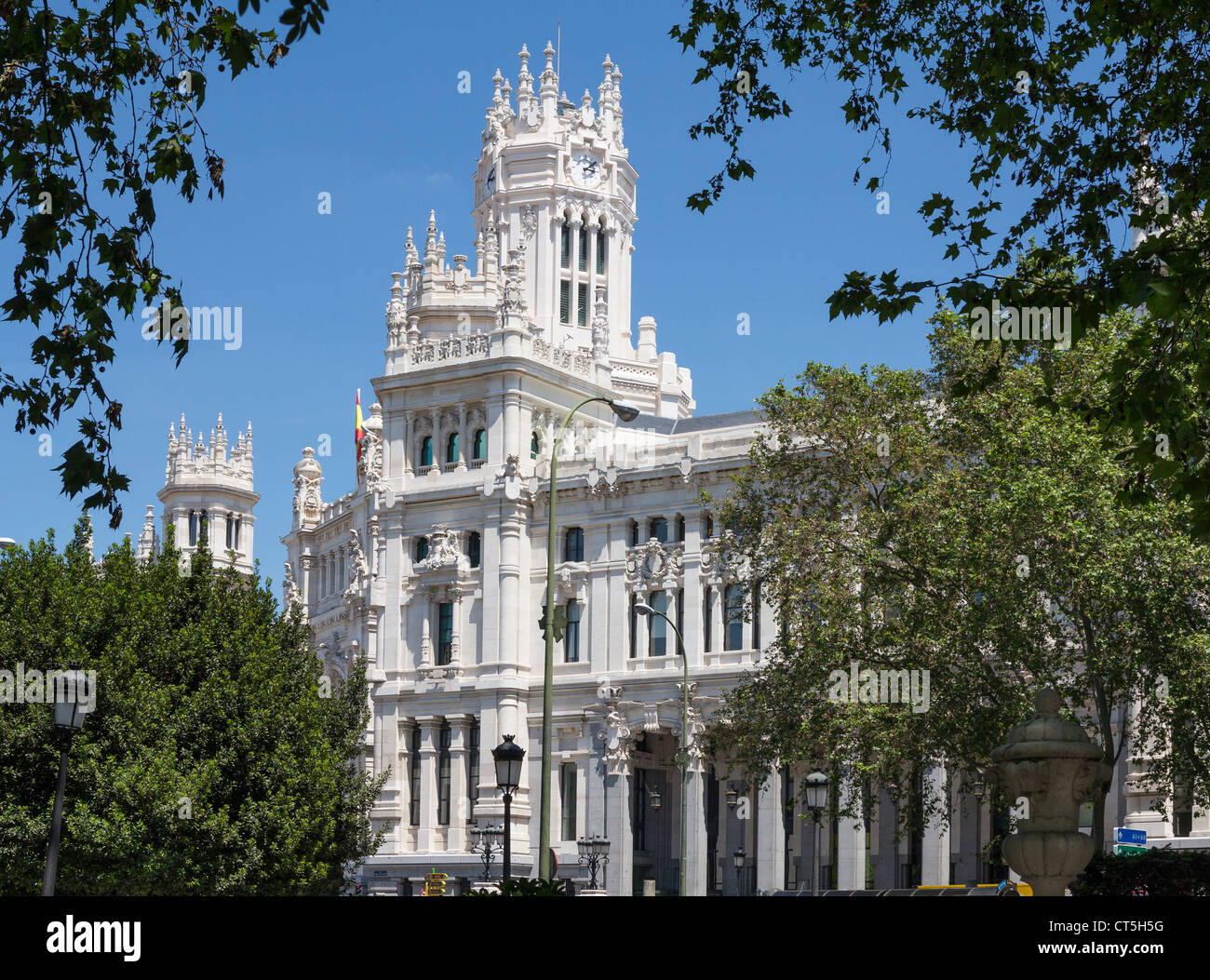 La Cibeles Palace, jusqu'à récemment connu sous le nom de Palacio de Comunicaciones, sur la Plaza de Cibeles, Madrid. Maintenant, c'est l'Hôtel de ville de Madrid. Banque D'Images