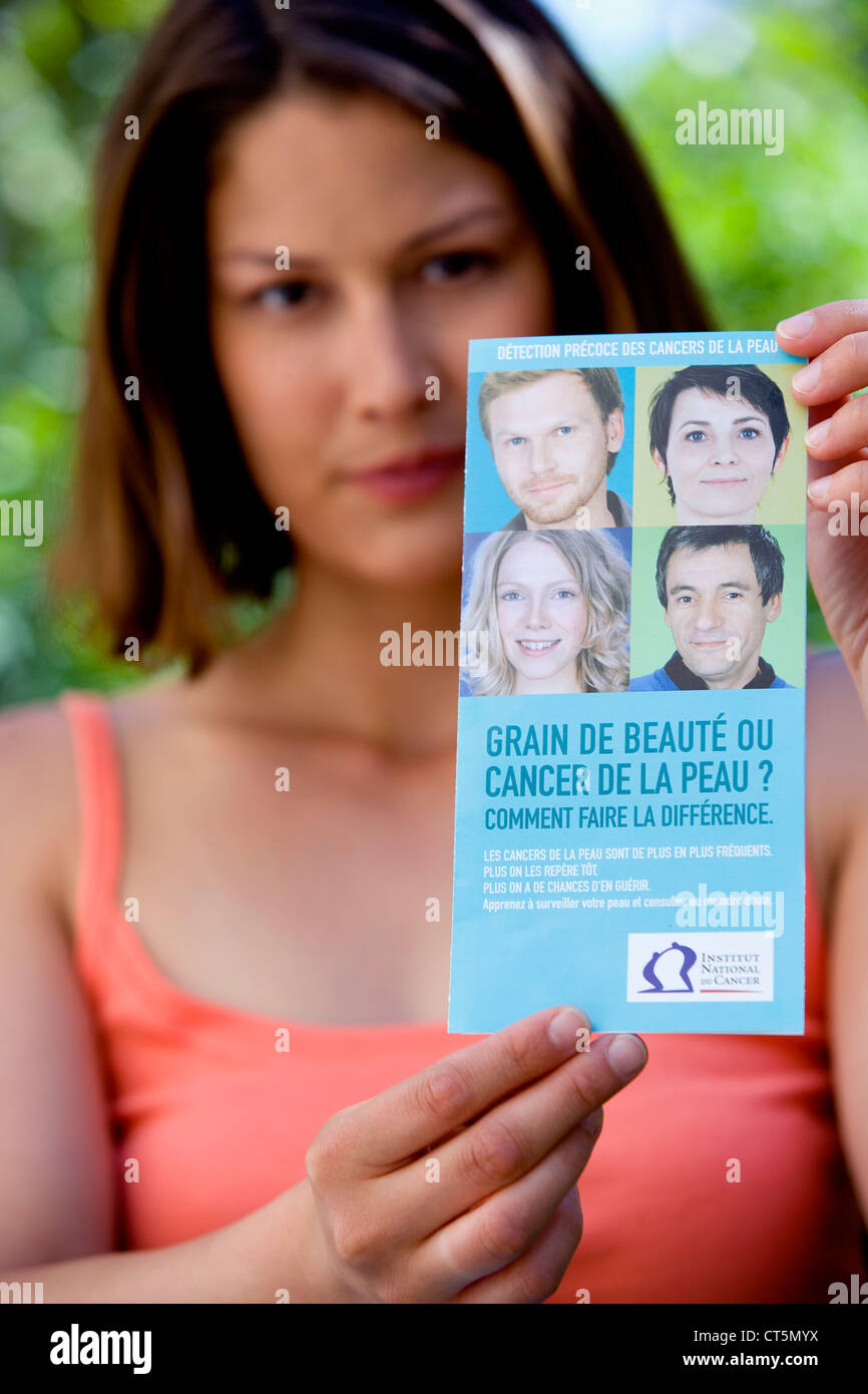 La PRÉVENTION DU CANCER DE LA PEAU Banque D'Images