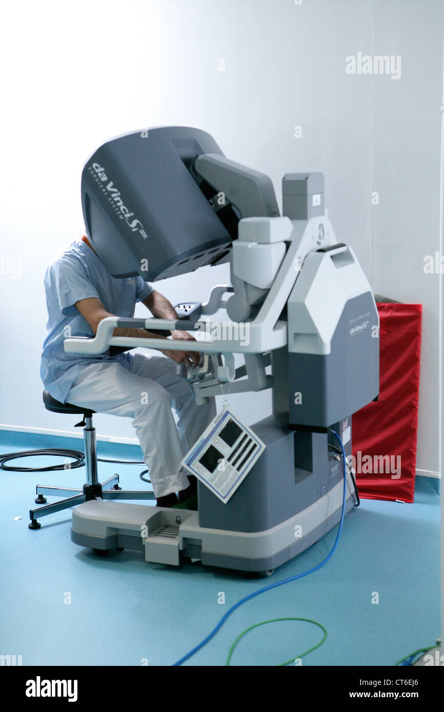 La chirurgie assistée par robot Banque D'Images
