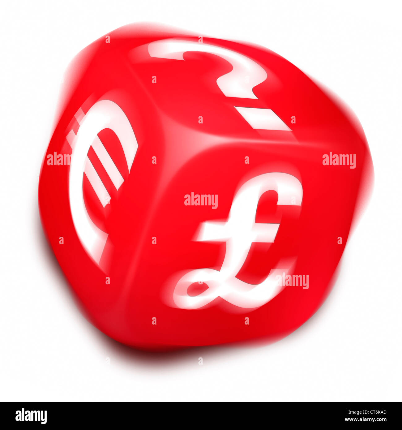 Spinning red dice avec un symbole de l'Euro, Britsh symbole et point d'interrogation imprimé sur chaque face Banque D'Images