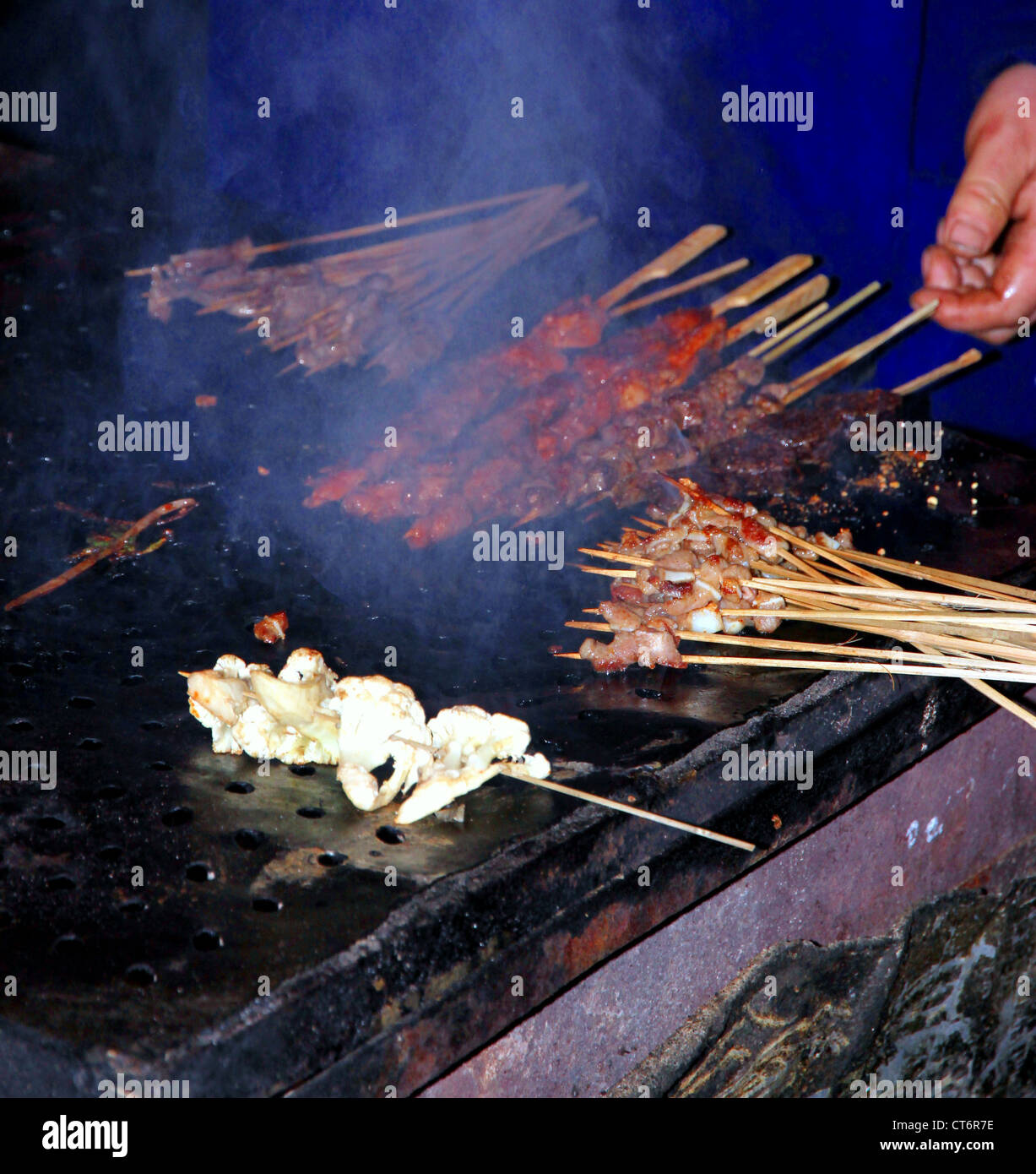 L'alimentation de rue traditionnels à Fenghuang County, Chine Banque D'Images