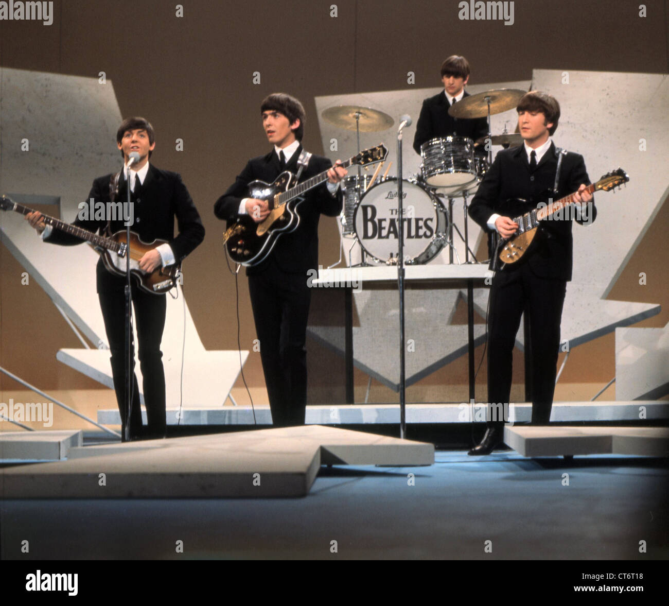 003287 - Les Beatles au Ed Sullivan Show en Amérique en février 1964 Banque D'Images