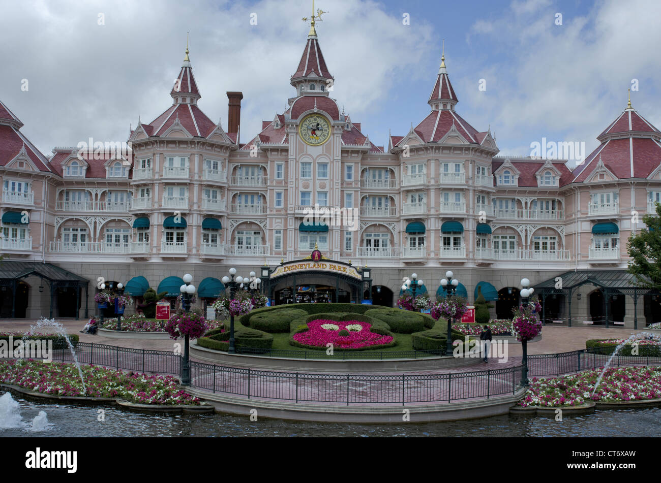 Parc Disneyland Hotel à Disneyland, Paris, France Banque D'Images