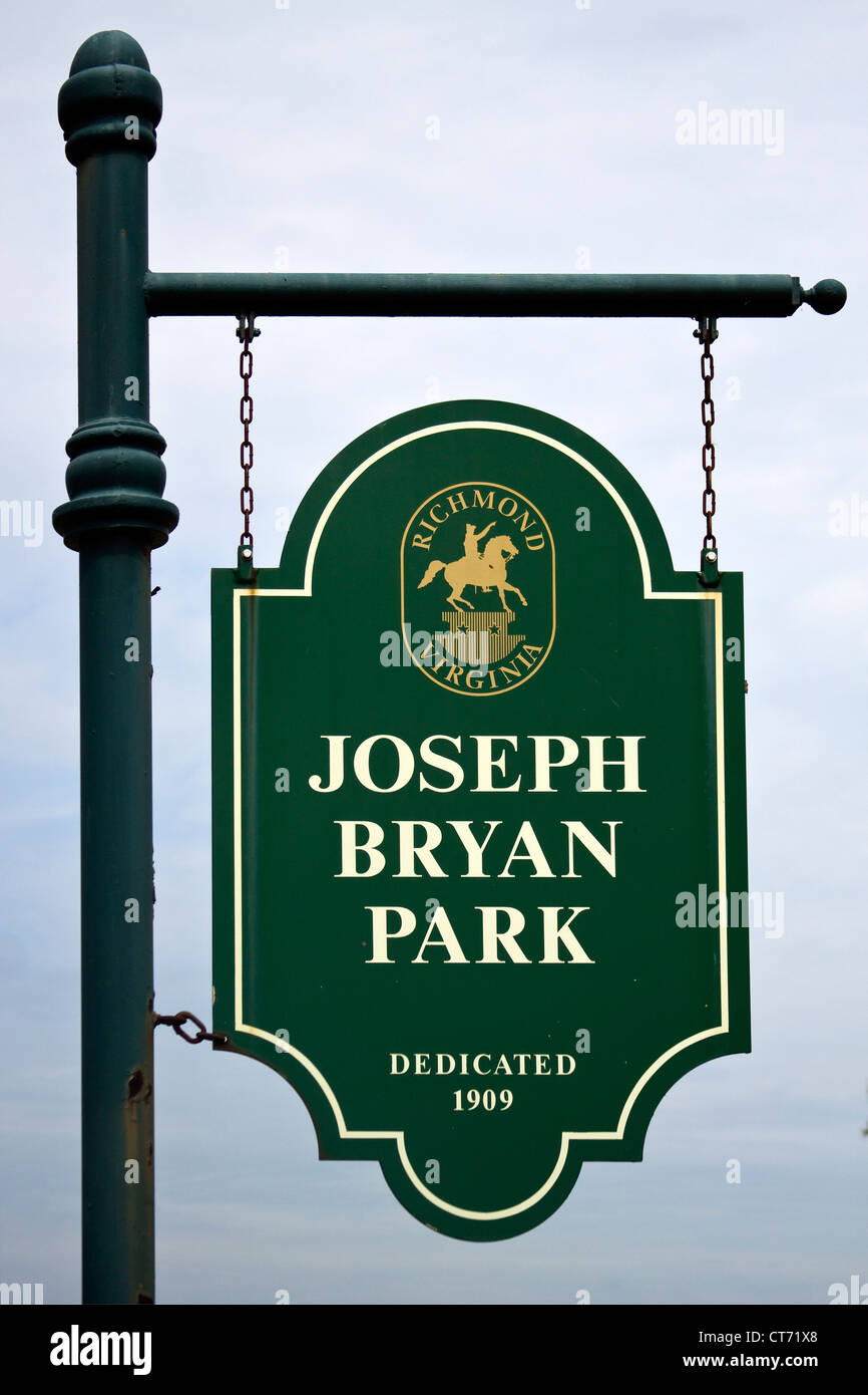 Joseph Bryan Park road side sign dans la ville de Richmond, en Virginie. Banque D'Images